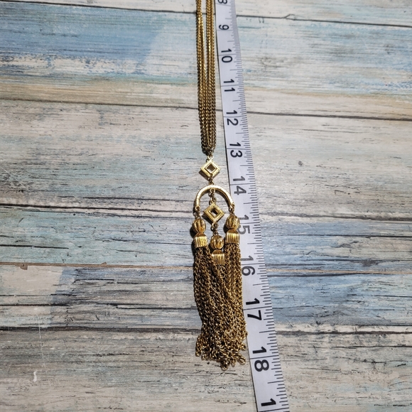 Vintage TRIFARI Multi chain dangle tassel Necklace. - Picture 9 of 11
